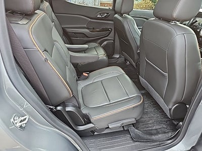 2023 GMC Acadia AWD AT4