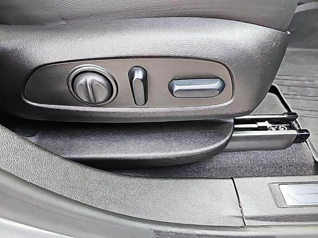 2023 GMC Acadia AWD AT4