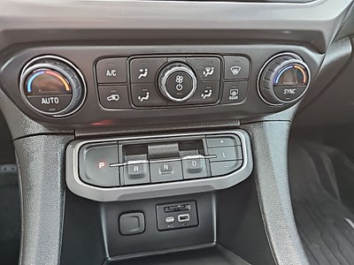 2023 GMC Acadia AWD AT4