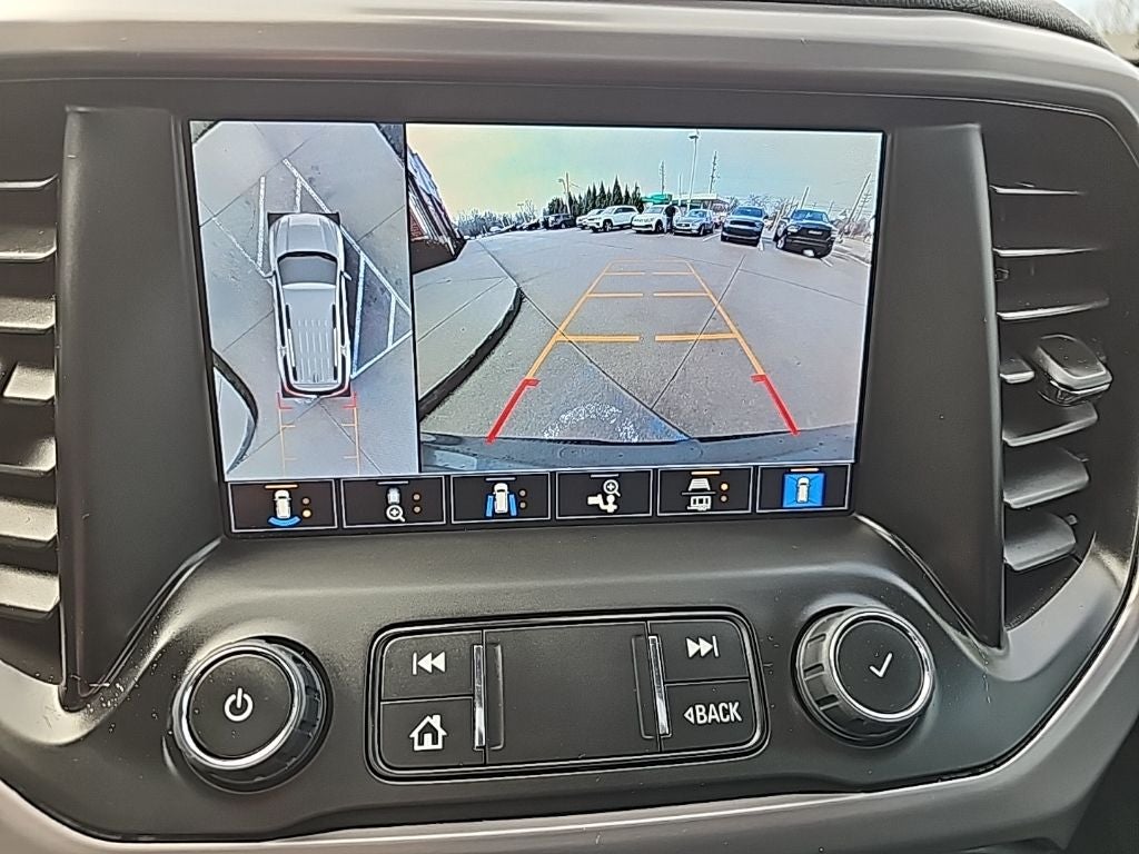 2023 GMC Acadia AWD AT4