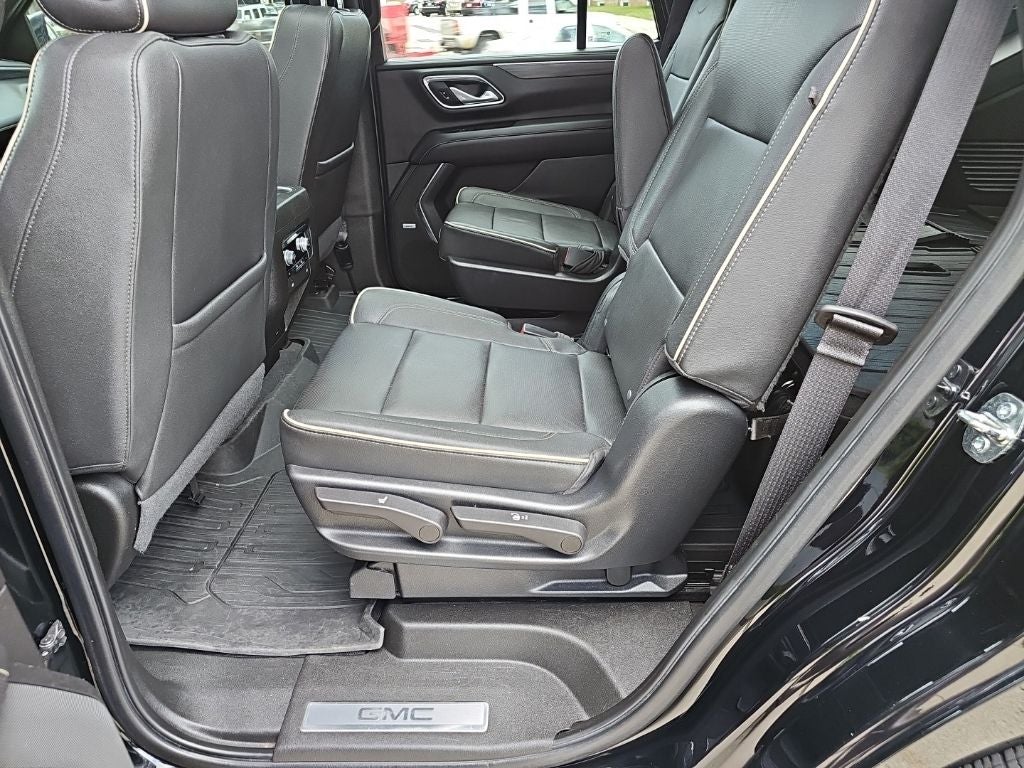 2022 GMC Yukon 4WD SLT