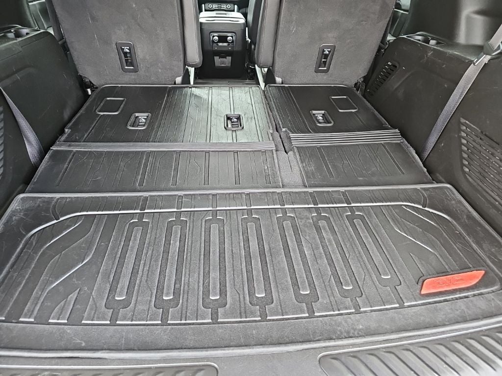 2022 GMC Yukon 4WD SLT