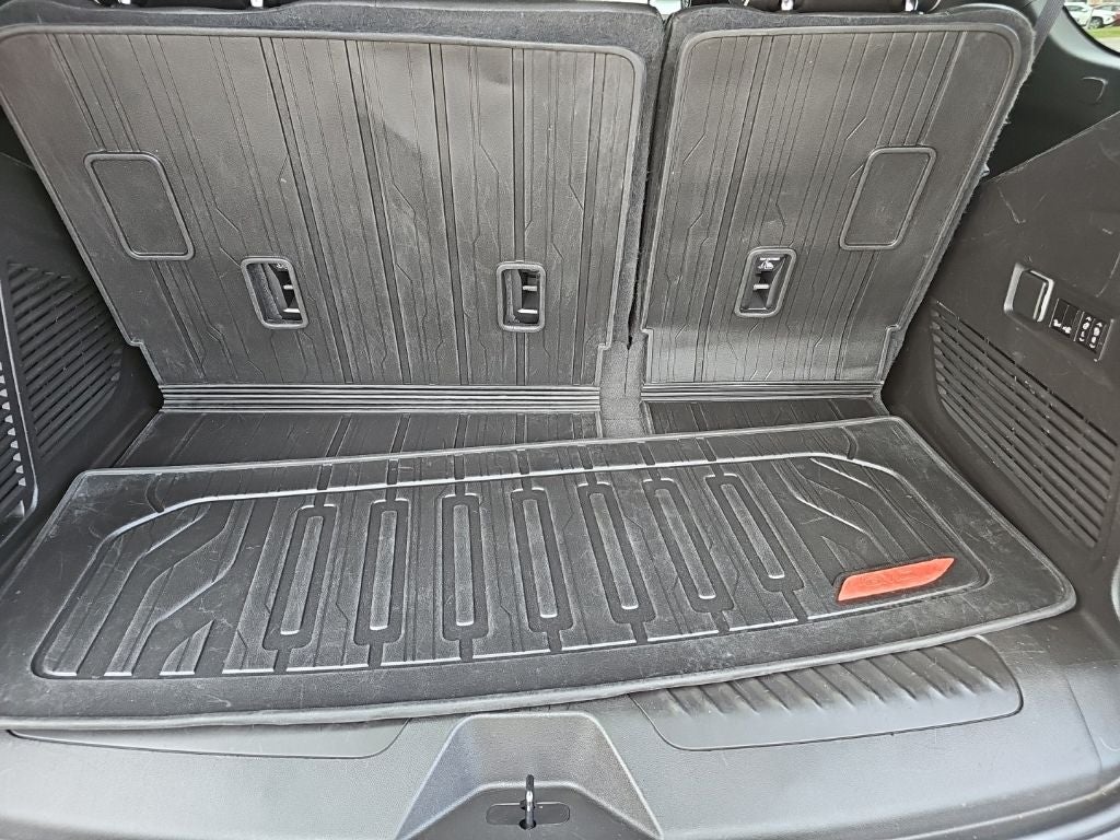 2022 GMC Yukon 4WD SLT
