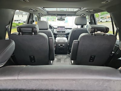 2022 GMC Yukon 4WD SLT