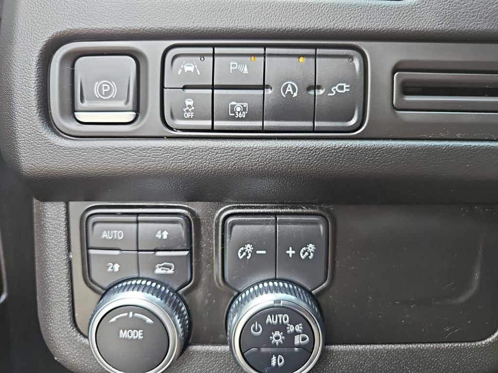 2022 GMC Yukon 4WD SLT