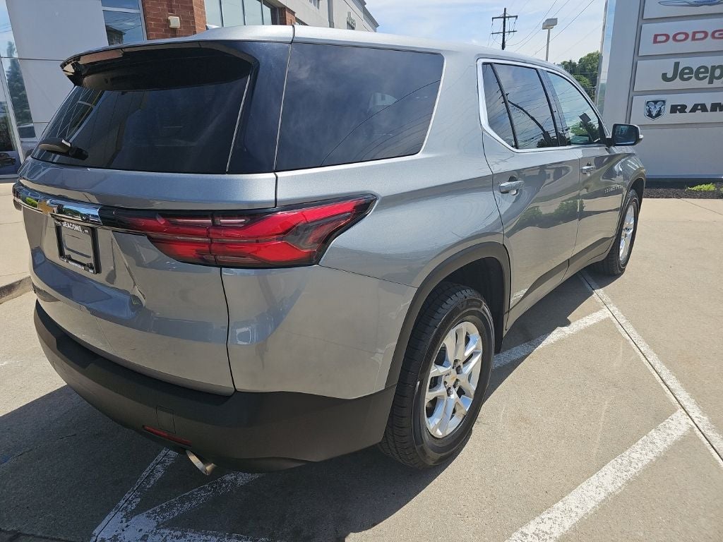 2023 Chevrolet Traverse FWD LS