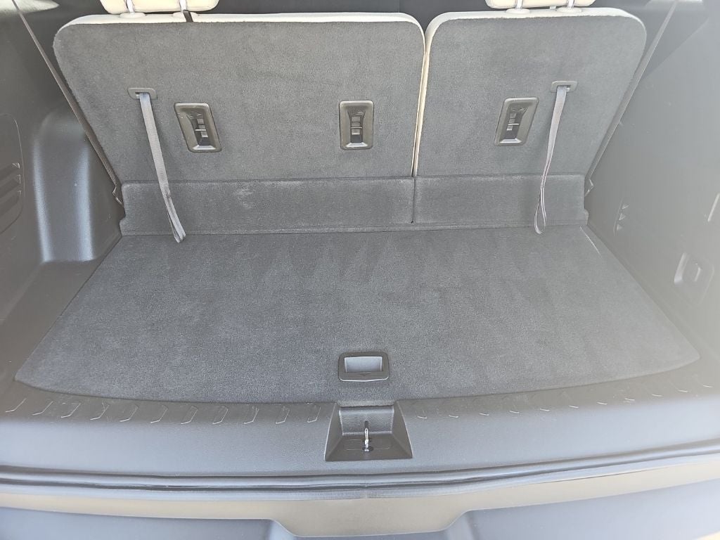 2023 Chevrolet Traverse FWD LS