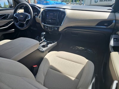 2023 Chevrolet Traverse FWD LS