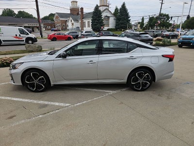 2023 Nissan Altima SR Intelligent AWD