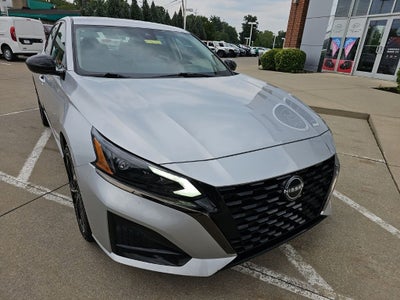 2023 Nissan Altima SR Intelligent AWD