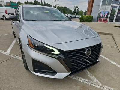 2023 Nissan Altima SR Intelligent AWD