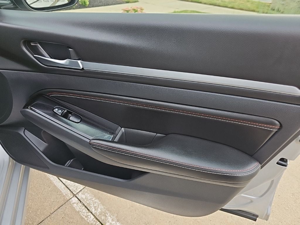 2023 Nissan Altima SR Intelligent AWD