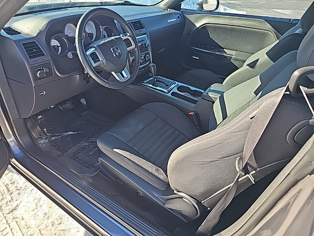2014 Dodge Challenger SXT