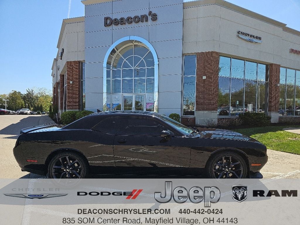 2023 Dodge Challenger R/T's photo