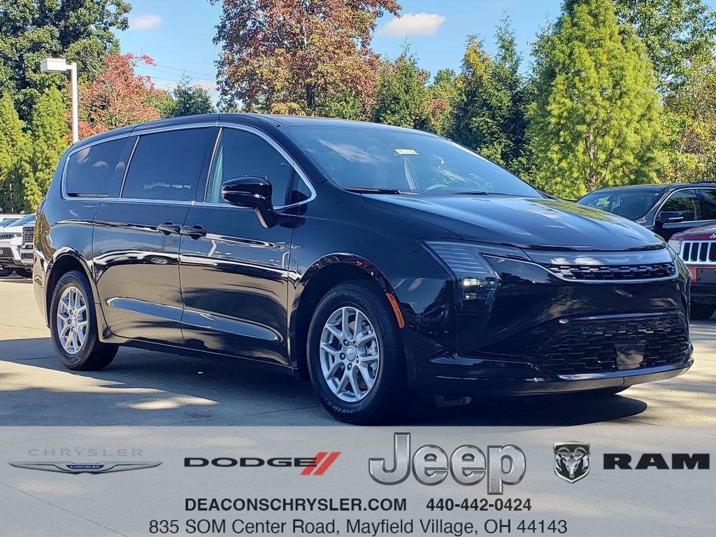 2027 Chrysler Pacifica PACIFICA SELECT