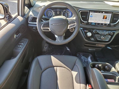 2027 Chrysler Pacifica PACIFICA SELECT