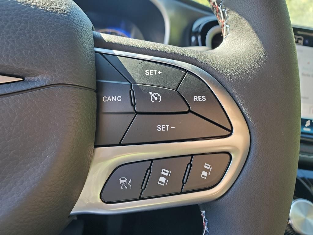 2027 Chrysler Pacifica PACIFICA SELECT