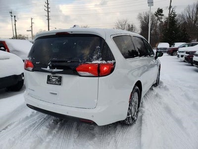 2026 Chrysler Voyager VOYAGER LX
