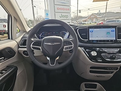 2024 Chrysler Pacifica Hybrid Road Tripper