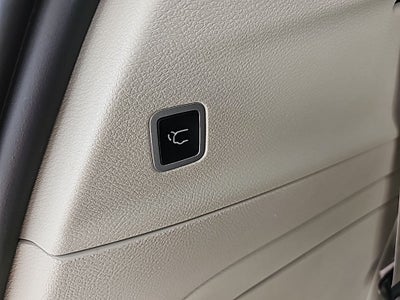 2024 Chrysler Pacifica Hybrid Road Tripper