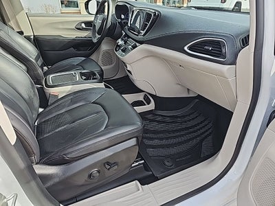 2024 Chrysler Pacifica Hybrid Road Tripper