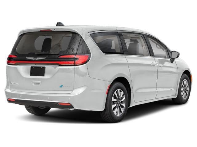 2024 Chrysler Pacifica Hybrid Road Tripper