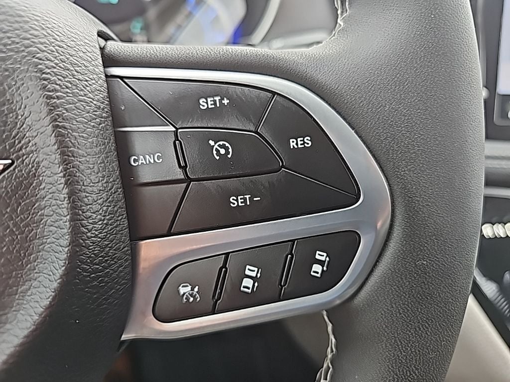 2024 Chrysler Pacifica Hybrid Road Tripper