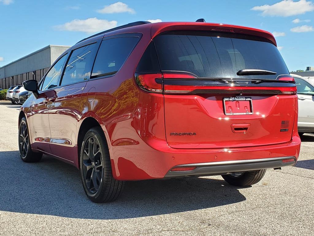 2027 Chrysler Pacifica PACIFICA SELECT AWD