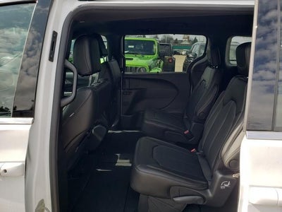 2026 Chrysler Pacifica PACIFICA SELECT AWD