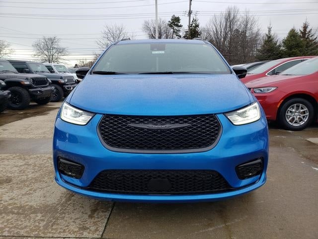 2026 Chrysler Pacifica PACIFICA SELECT AWD