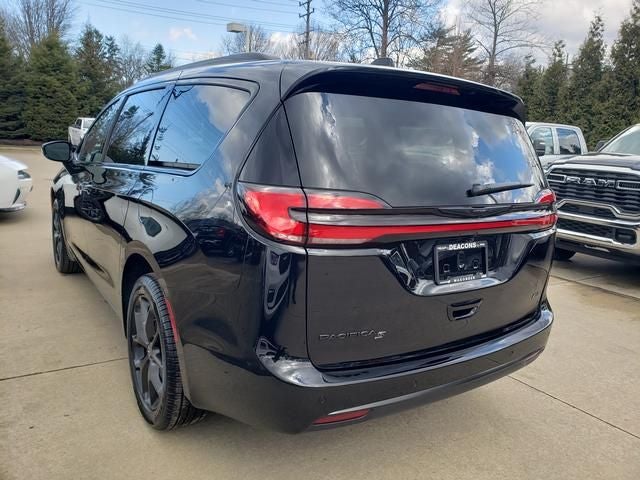 2026 Chrysler Pacifica PACIFICA SELECT AWD