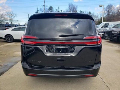 2026 Chrysler Pacifica PACIFICA SELECT AWD
