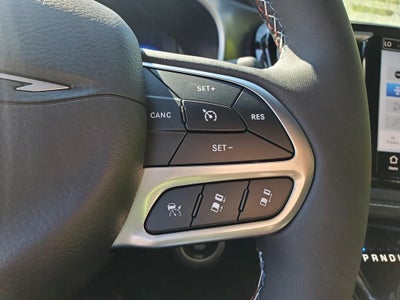 2027 Chrysler Pacifica PACIFICA SELECT AWD