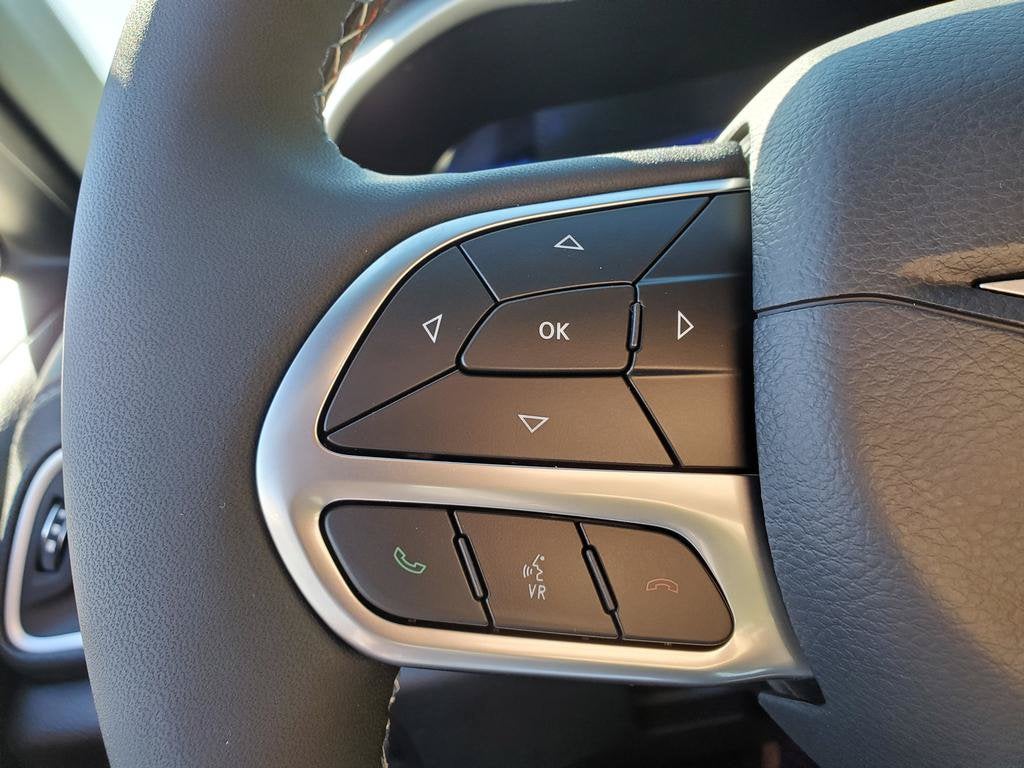 2027 Chrysler Pacifica PACIFICA SELECT AWD