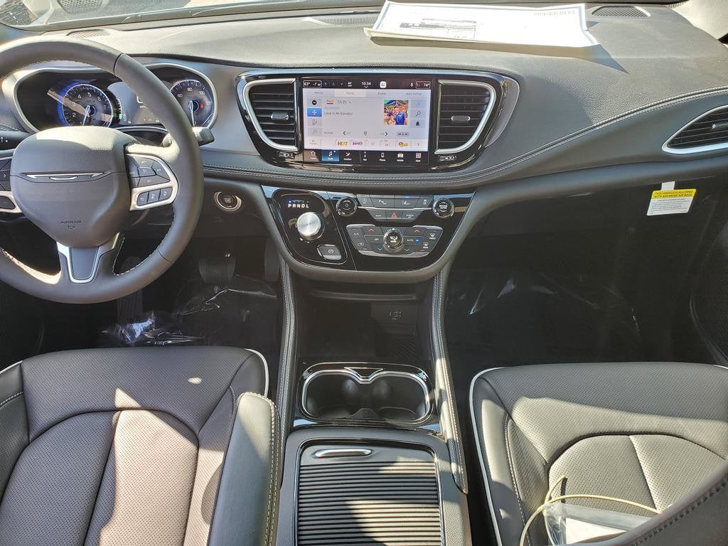 2027 Chrysler Pacifica PACIFICA LIMITED AWD