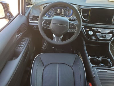 2027 Chrysler Pacifica PACIFICA LIMITED AWD