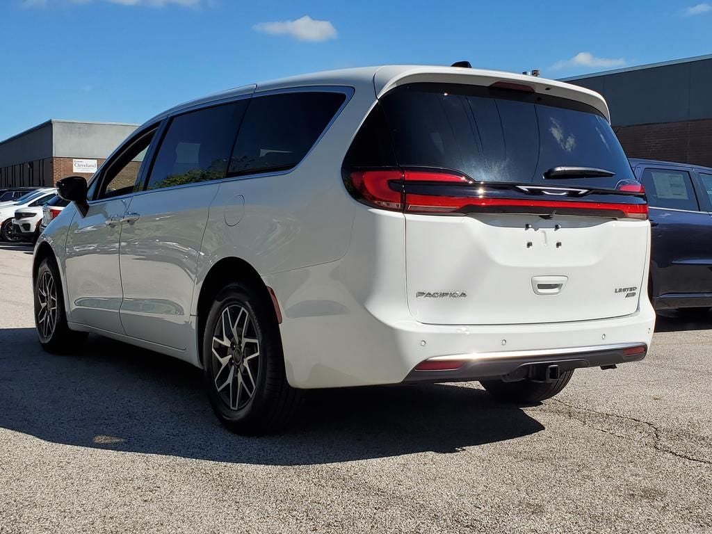 2027 Chrysler Pacifica PACIFICA LIMITED AWD
