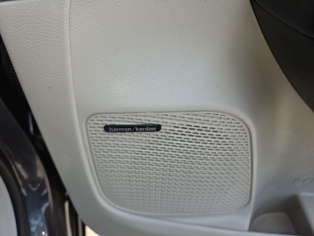 2023 Chrysler Pacifica Limited AWD