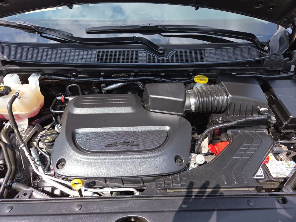 2023 Chrysler Pacifica Limited AWD