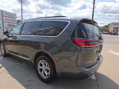 2023 Chrysler Pacifica Limited AWD