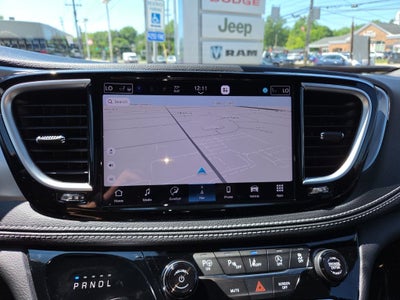 2025 Chrysler Pacifica Limited AWD