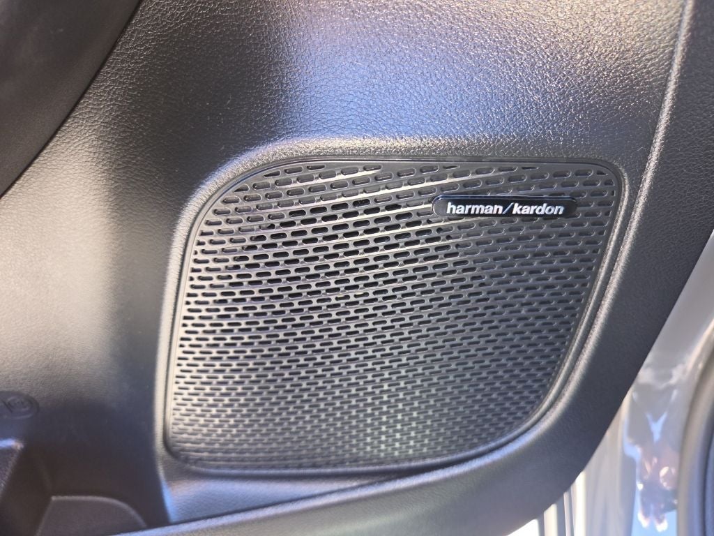 2025 Chrysler Pacifica Limited AWD