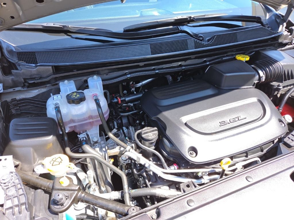 2025 Chrysler Pacifica Limited AWD