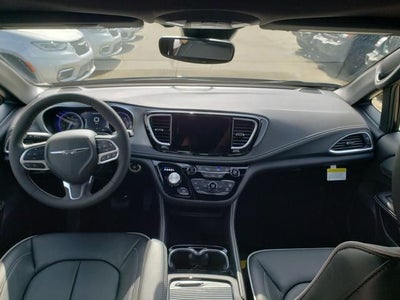 2026 Chrysler Pacifica PACIFICA LIMITED AWD