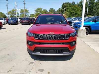 2025 Jeep Compass COMPASS LATITUDE 4X4
