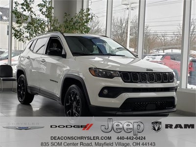 2025 Jeep Compass COMPASS LATITUDE 4X4