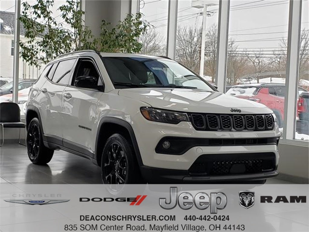 2025 Jeep Compass COMPASS LATITUDE 4X4