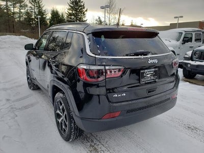 2026 Jeep Compass COMPASS LIMITED 4X4