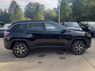2026 Jeep Compass COMPASS LIMITED 4X4