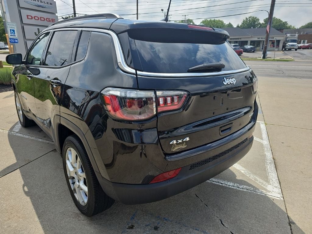 2022 Jeep Compass Latitude Lux 4x4
